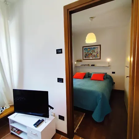 Dimora Bianca Apartment *